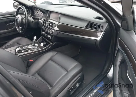 2015 BMW 528I z USA, uszkodzony, nr VIN WBA5A5C5XFD522284